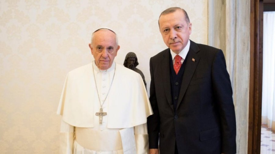 Erdogan telefonatë me Papën për Gazën: Izraeli po bën masakër, të krijohet shteti i Palestinës