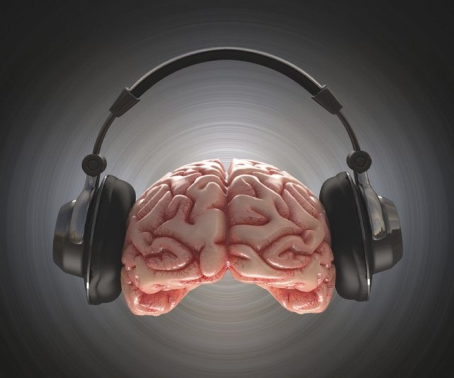 Si ndikon muzika në një plakje më të shëndetshme