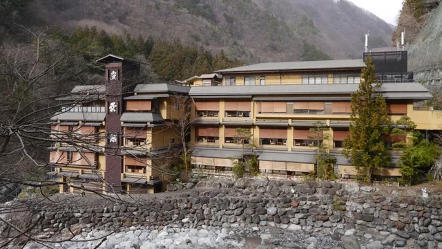 1300 vjeçar: Brenda hotelit më të vjetër në botë