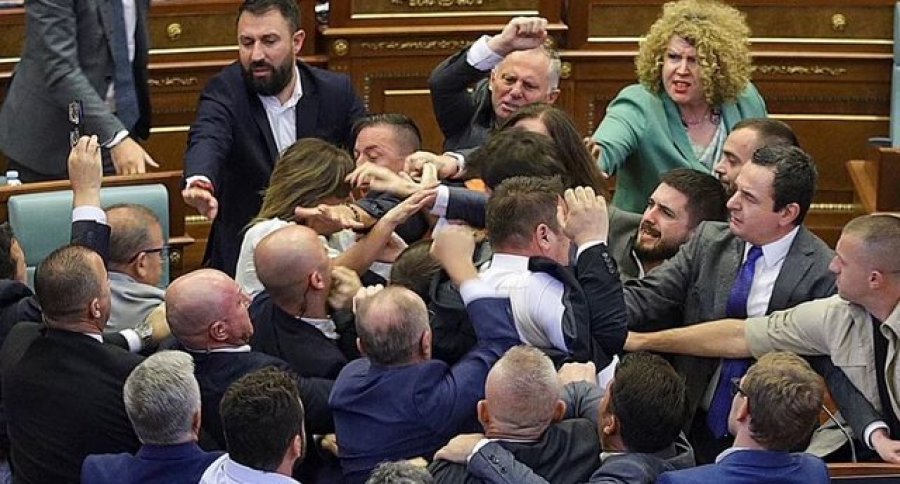 Përleshjet në Kuvend, prokuroria ngre aktakuzë kundër zv. kryeministrit dhe tre deputetëve