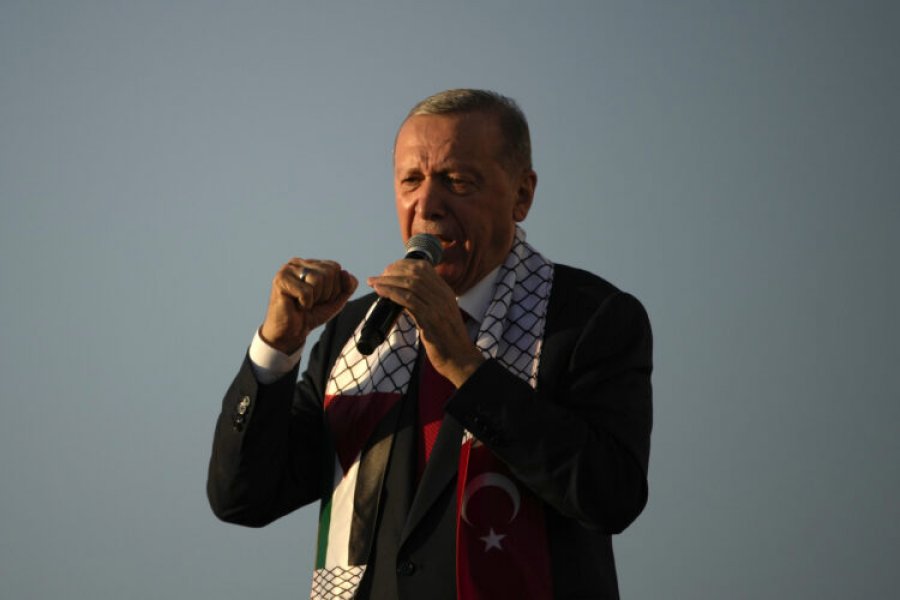 Erdogan: Asnjë fuqi perandorake nuk do të mund të pengojë suksesin dhe fitoren e Turqisë