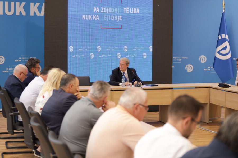 Berisha: Parlamenti nis punimet me aleancën e re Rama - Doshi - Brava