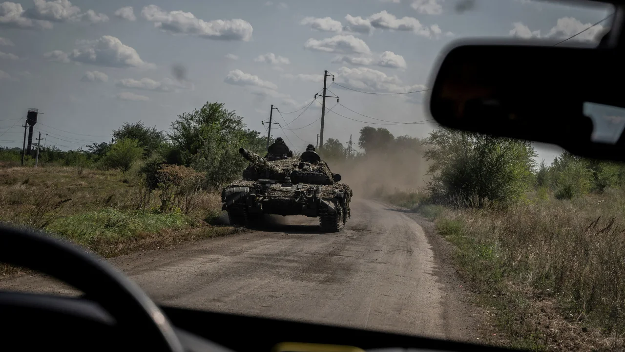 Forcat ukrainase përparojnë drejt vijës së parë të mbrojtjes ruse në rajonin jugor të Zaporizhzhia