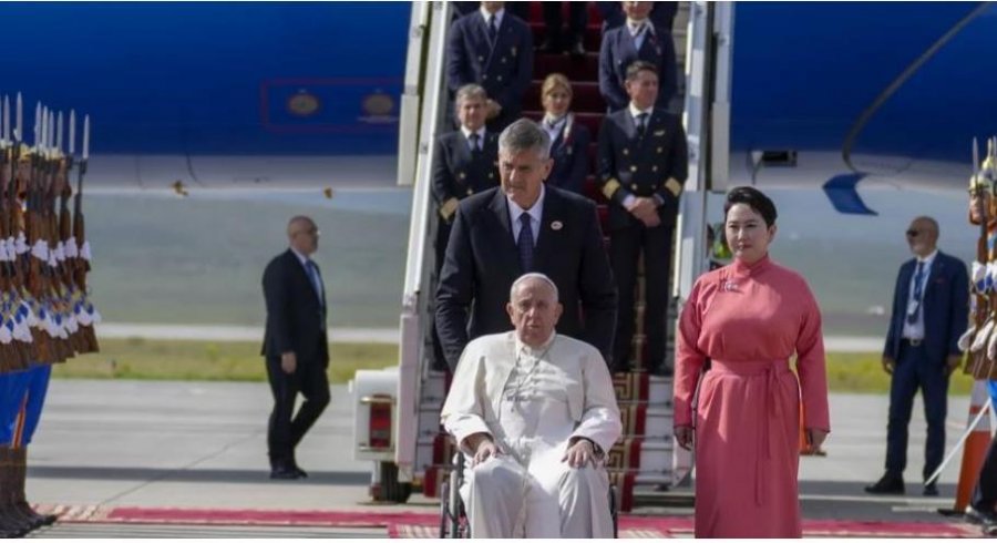 Marrëdhëniet Kinë-Vatikan, Papa kërkon forcimin e marrëdhënieve mes dy vendeve