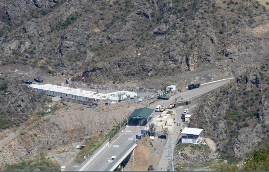 Armenia dhe Azerbajxhani njoftojnë të vrarë nga përplasjet në kufirin mes tyre