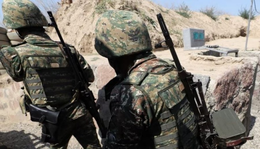 Granatimet nga Azerbajxhani, humbin jetën dy ushtarë armenë