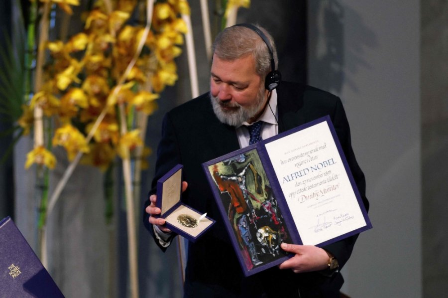 Rusia e shpall fituesin e çmimit Nobel si “agjent të huaj”