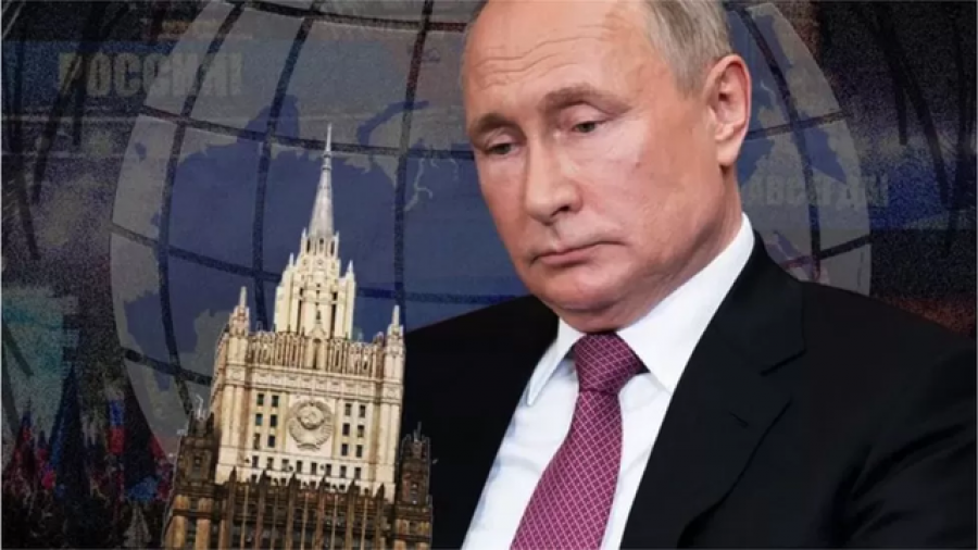 Si vdiq diplomacia ruse nën udhëheqjen e Putinit