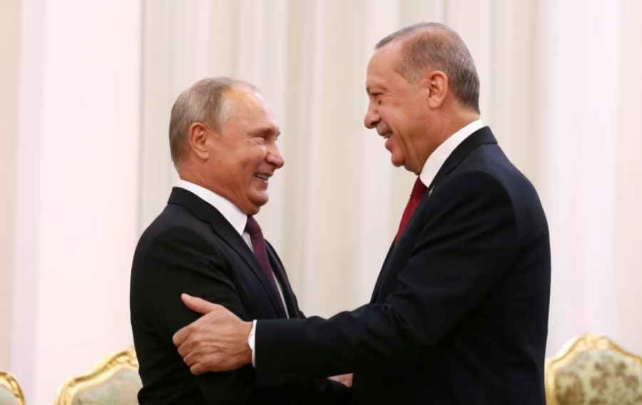 Takimi Erdogan-Putin në Soçi dhe marrëveshja e grurit