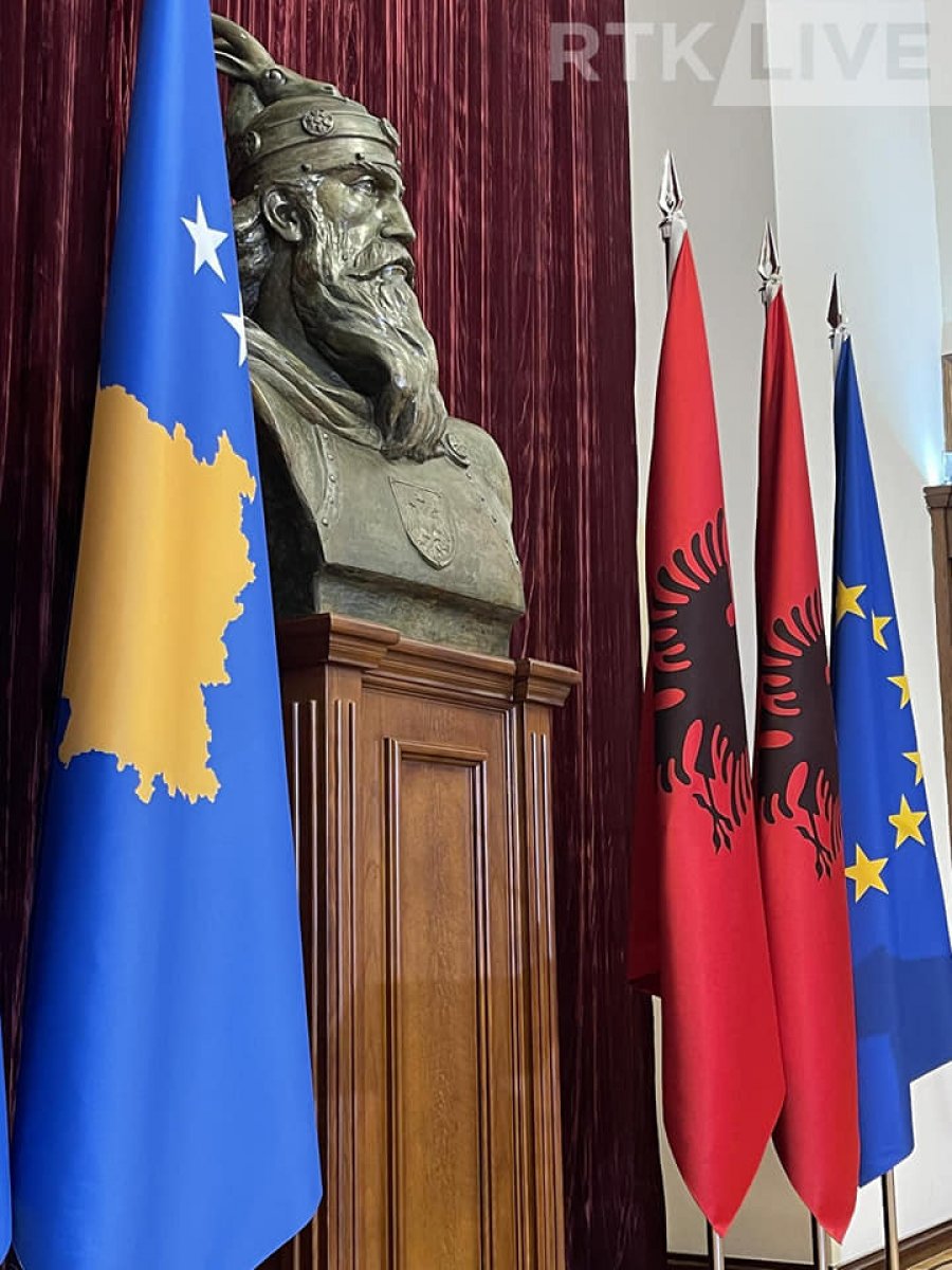RTK: Tirana bëhet gati për pritjen e presidentes Vjosa Osmani