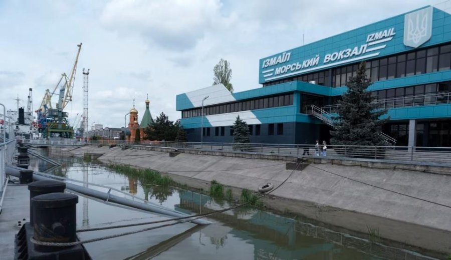 Rusia sulmon me dronë portin në Odesa