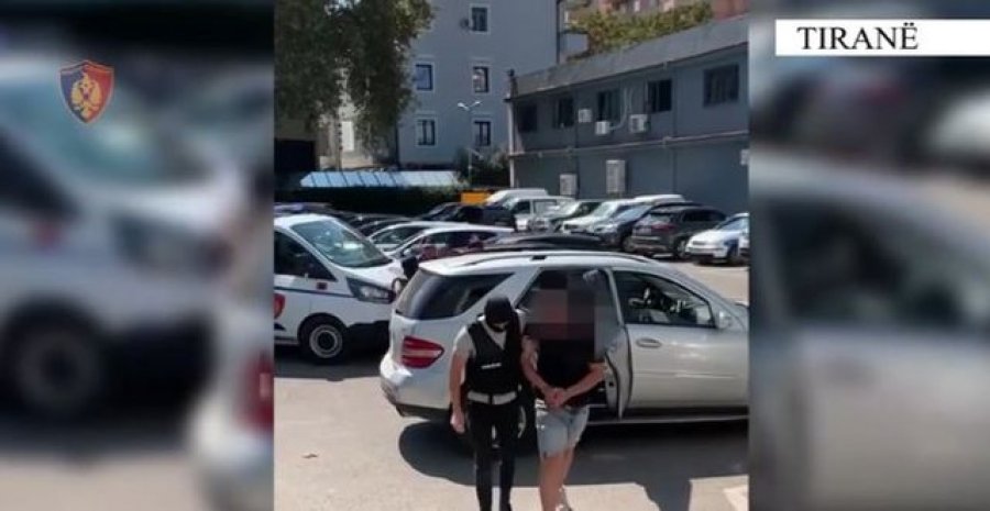 EMRAT/ U kapën duke transportuar emigrantë kundrejt pagesës, arrestohen 4 persona në Tiranë