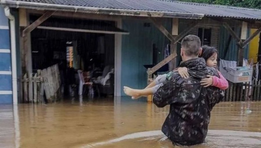 4 të vdekur pasi cikloni ekstratropik godet Brazilin jugor
