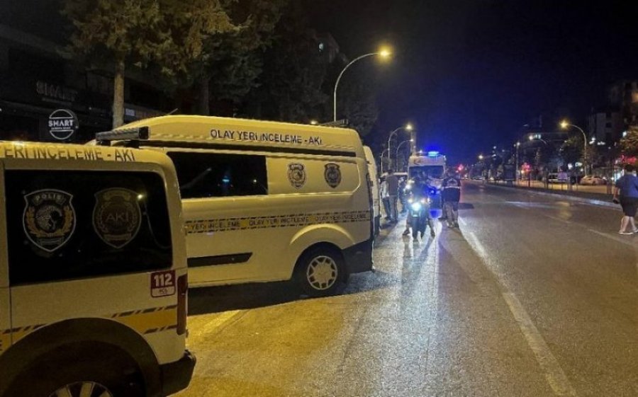 Përleshje e armatosur në një klub nate në Turqi, 1 i vdekur dhe 3 të plagosur