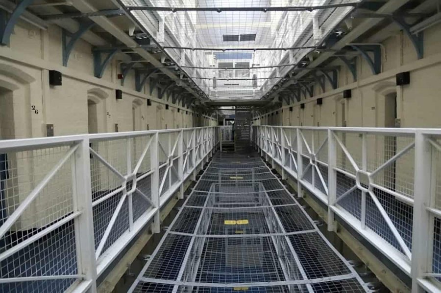 Gjermania refuzon ekstradimin e një shqiptari në Britani për shkak të arratisjeve nga burgjet atje