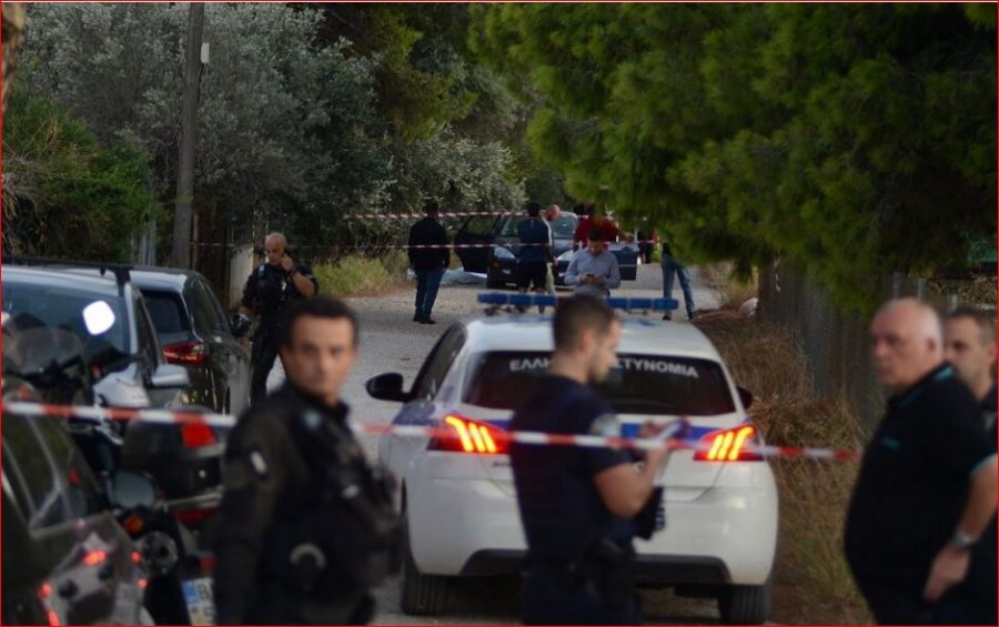 Detaje të reja nga masakra në Greqi - dëshmitarët: Ishte e tmerrshme, nuk ndalonin të shtënat e armëve