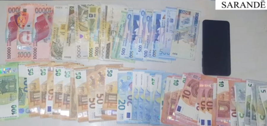 Vodhi çantën me lekë e euro nga një makinë në Sarandë, arrestohet 46-vjeçari nga Fieri