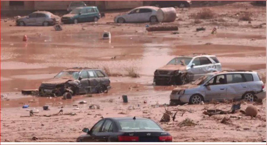 Pamje të rënda/ Përmbytjet vdekjeprurëse në Libi, rrugët të mbushura me kufoma