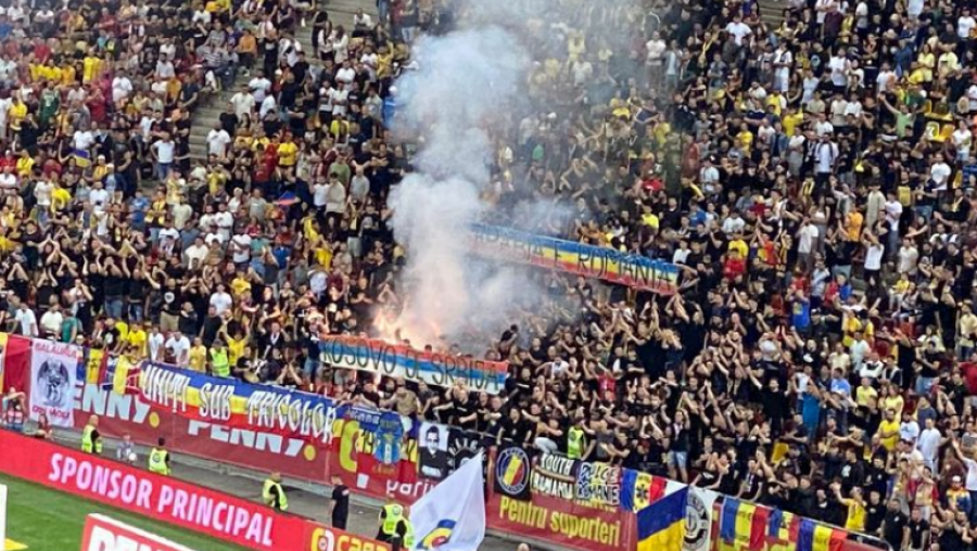 Skandali merr të tjera përmasa/ Huliganët rumunë dalin me reagim publik për ndërprerjen e ndeshjes me Kosovën