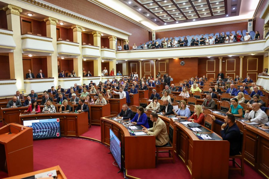 Sot mblidhet parlamenti, Berisha e paralajmëroi qendrimin e opozitës 