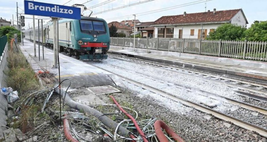 Aksidenti në Itali, prokuroria nis hetimet për kompaninë ku punonin punëtorët që u përplasën nga treni