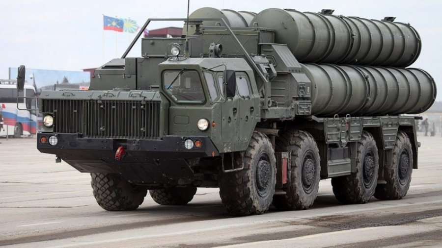 Ukrainasit pretendojnë se kanë shkatërruar sistemin raketor rus S400 Triumf