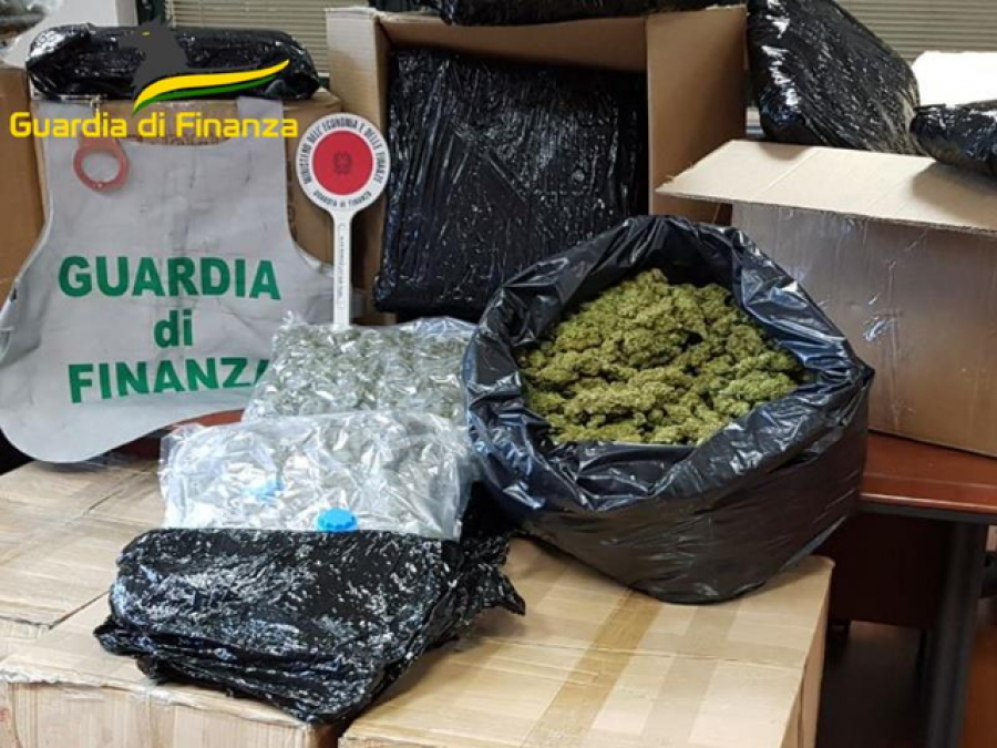 Trafikonin marijuanë, hashashi e kokainë/ Shkatërrohet grupi shqiptaro-maroken në Peruxhia