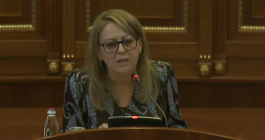 RTK s’transmetoi seancën për rreth një orë, Bajrami: Kapje e institucioneve nga pushteti