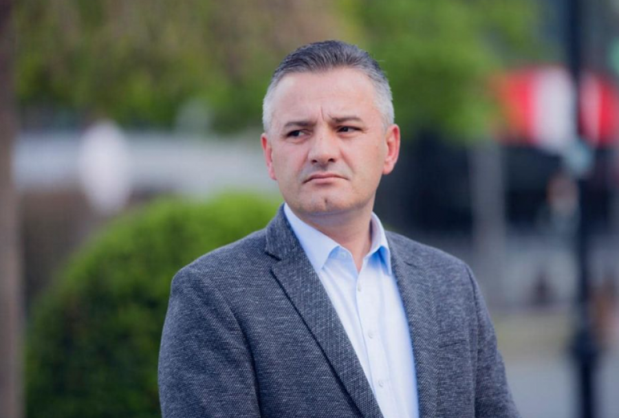 'Ka me marrë vesh krejt bota' – Bekim Jashari emocionon me fjalët që ia kishte thënë babai i tij Hamëza