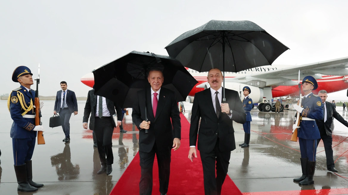 Erdogan takohet me Presidentin azerbajxhanas, ja çfarë diskutuan 