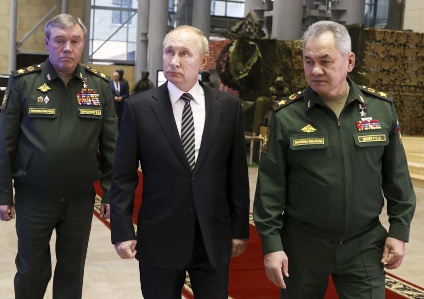 Putin urdhëroi Shoigu që t’i japë fund kundërofensivës ukrainase deri në tetor
