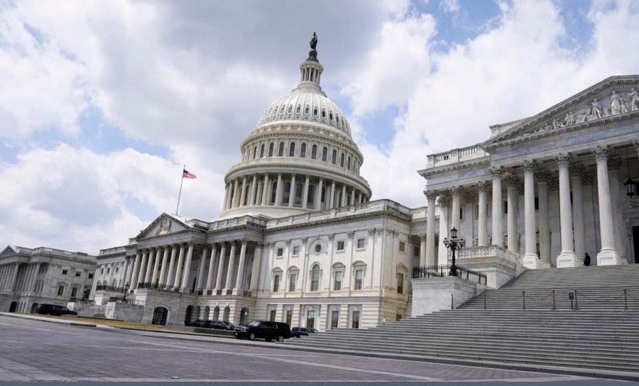 Kongresi amerikan shmangu mbylljen e qeverisë deri pas pushimeve të fundvitit