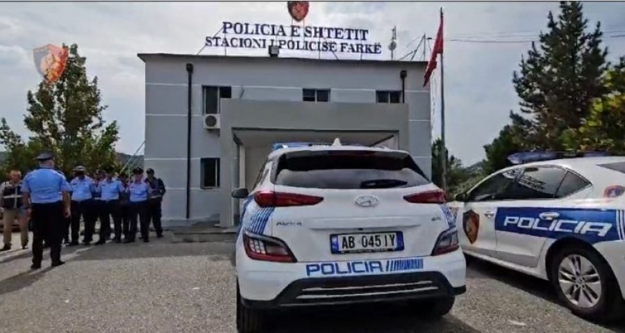 Kryen rikonstruksione pa leje në vilat e tyre, policia e Tiranës procedon dy pronarët