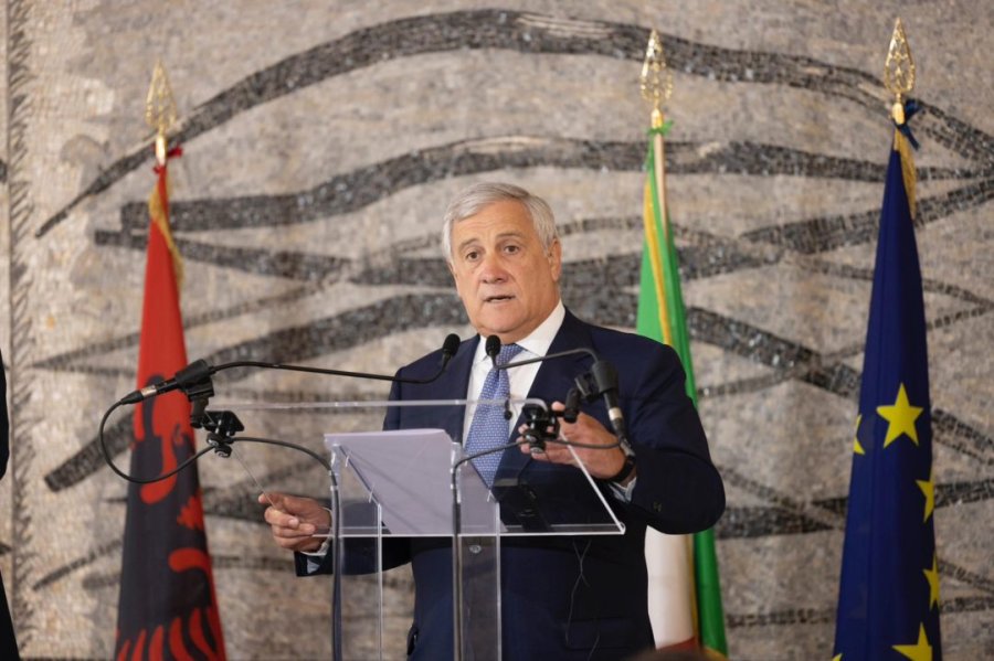 Italia dënon sulmin terrorist serb në Kosovë, Tajani propozon trupa shtesë për KFOR-in