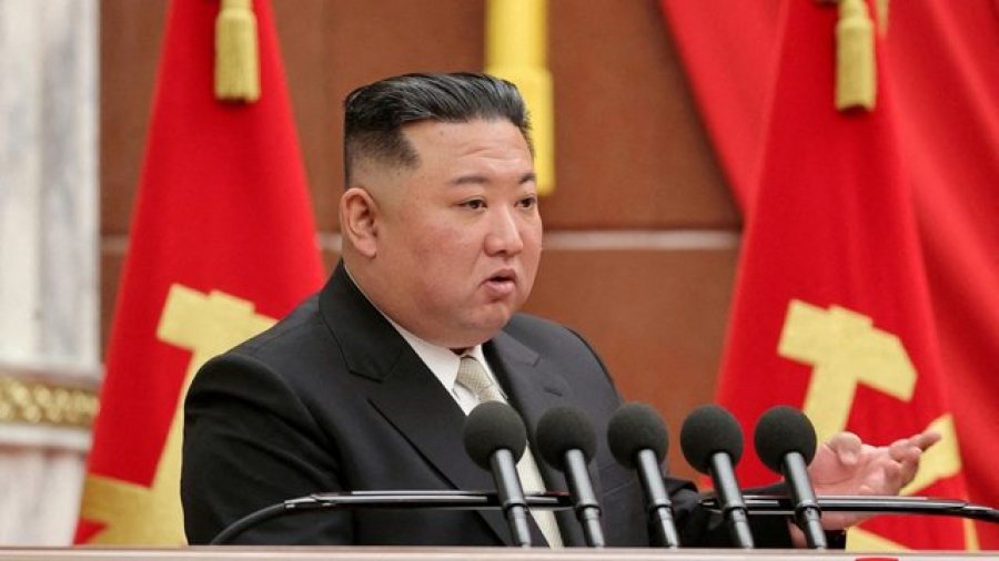 Zgjerimi i forcës bërthamore Koreano-Veriore tani parashihet edhe me ligj