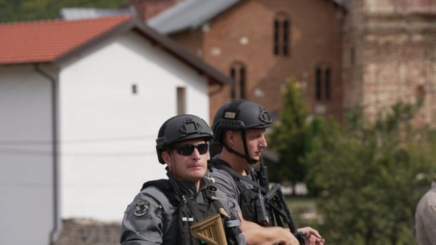 Policia speciale rrit praninë në veri të Kosovës pas sulmit në Banjskë