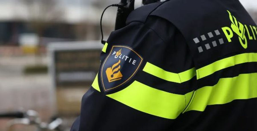 Të shtëna me armë zjarri në Roterdam, një person hap zjarr në një banesë dhe në një qendër mjekësore, disa të vdekur