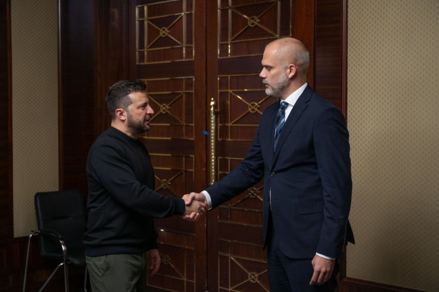 Sot zgjedhjet në Sllovaki, Zelensky takohet me ministrin e mbrojtjes sllovake