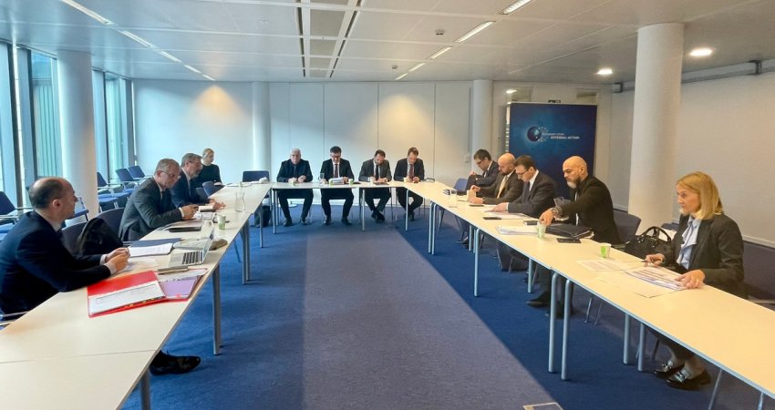 Sot rundi i ri i bisedimeve në Bruksel mes kryenegociatorëve