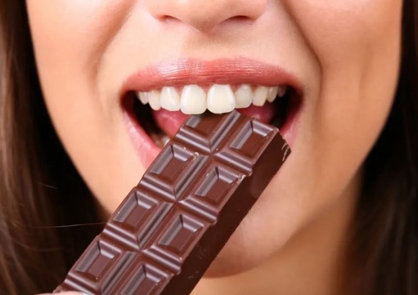 Për ju që adhuroni çokollatën: 2 arsye pse duhet ta hani më shpesh