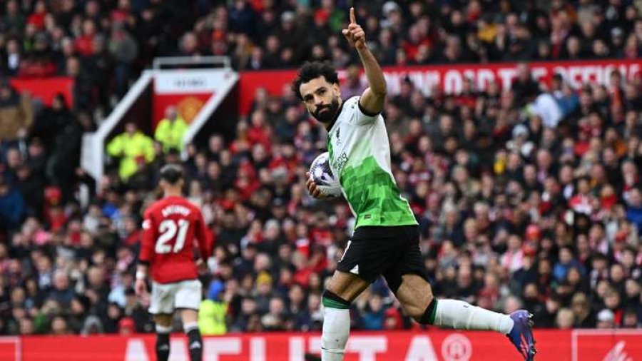 ‘Betejë’ pa fitues në ‘Old Trafford’, Manchester United frenon Liverpoolin në garën për titull