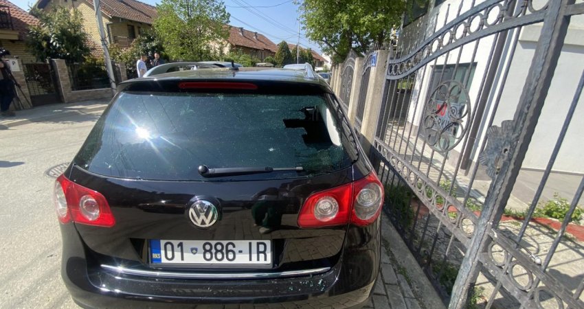 Pamje nga vendi ku ndodhi shpërthimi në Prishtinë, cak dyshohet se ishte vetura e reperit ‘Noga’