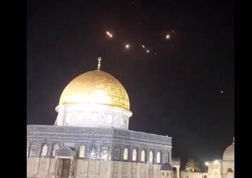 VIDEO/ Shi raketash nga Irani, ja momenti kur futen në hapësirën ajrore të izraelit