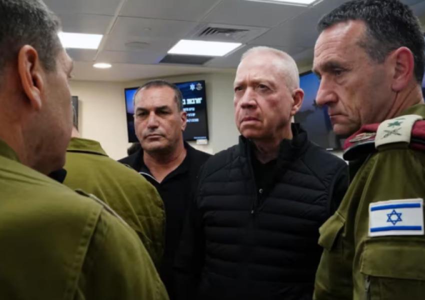 Ministri izraelit i Mbrojtjes: Sulmi nga Irani u pengua ‘në mënyrë mbresëlënëse’