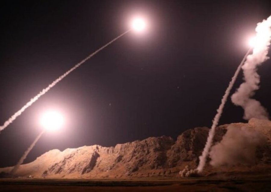 Sulmi i frikshëm/ Televizioni shtetëror iranian: U lëshua vala e parë e raketave balistike drejt Izraelit
