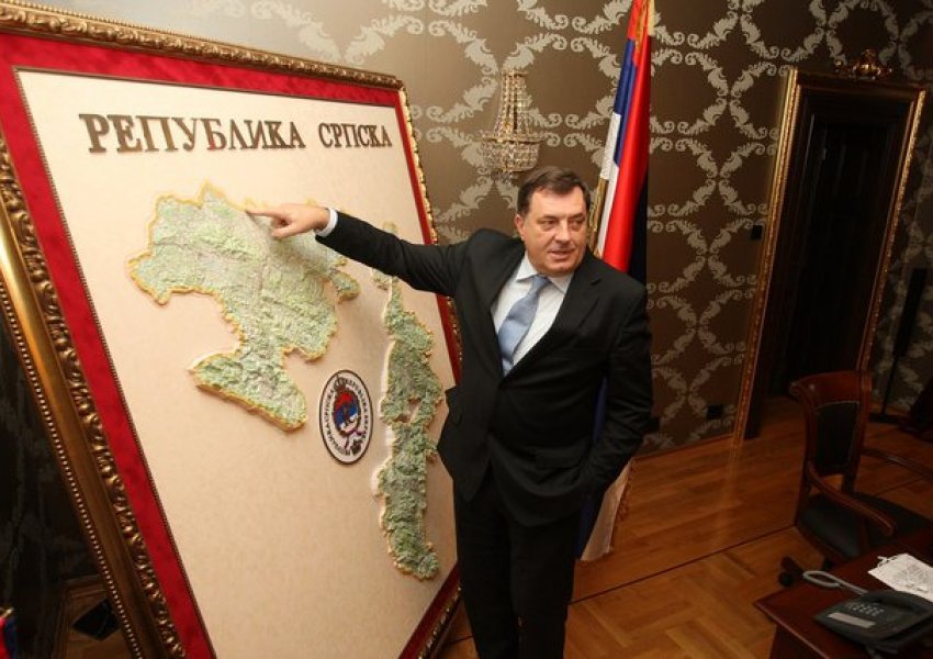 ‘Çmendet’ Dodik: Republika Srpska do të nisë procesin e pavarësisë, përgjigje ndaj rezolutës së Srebrenicës