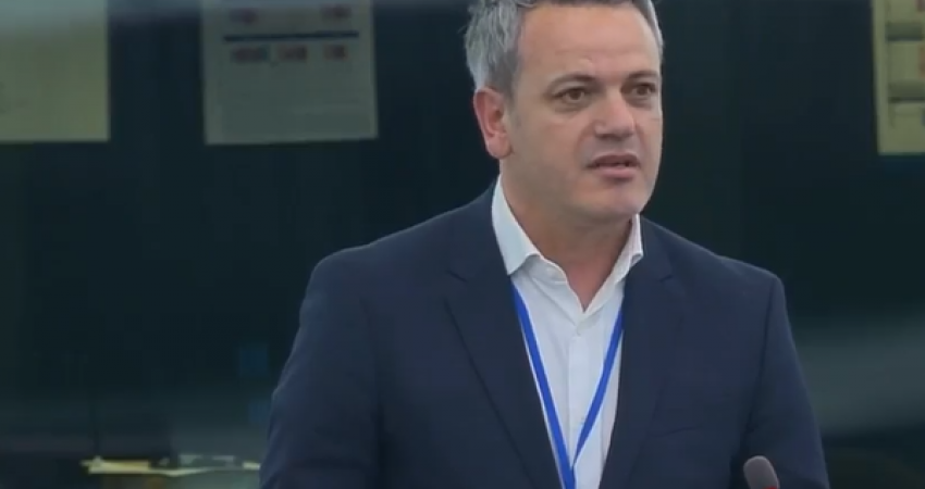 Vizita e Kurtit në ShKK, Gashi: A e pyeti Haxhiun për arratisjet dhe rregulloret e reja?
