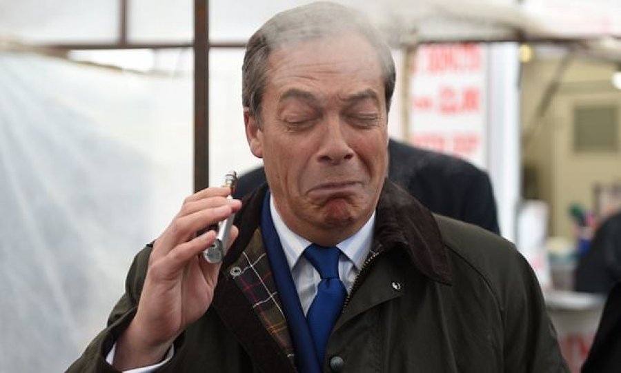Nigel Farage zemërohet me përpjekjen për të mbyllur fjalimin: 'Një formë e përditësuar e komunizmit!'