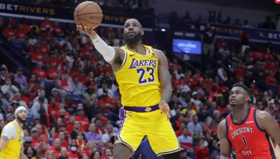 NBA/ Lakers kualifikohen në ‘play-off’ dhe do të përballen me kampionët
