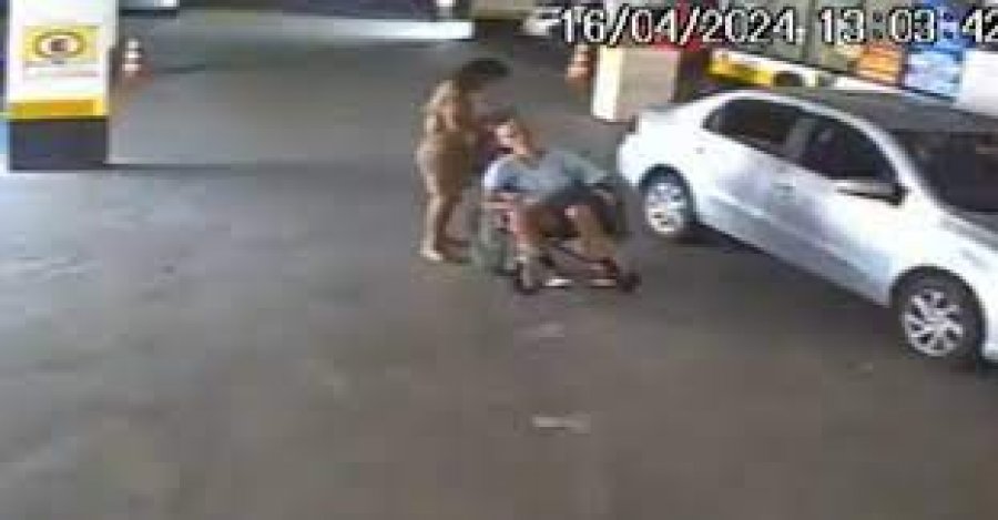 VIDEO/ Shihni sesi gruaja braziliane çoi xhaxhain e vdekur në bankë për të marrë kredi, më pas transportoi trupin me taksi 